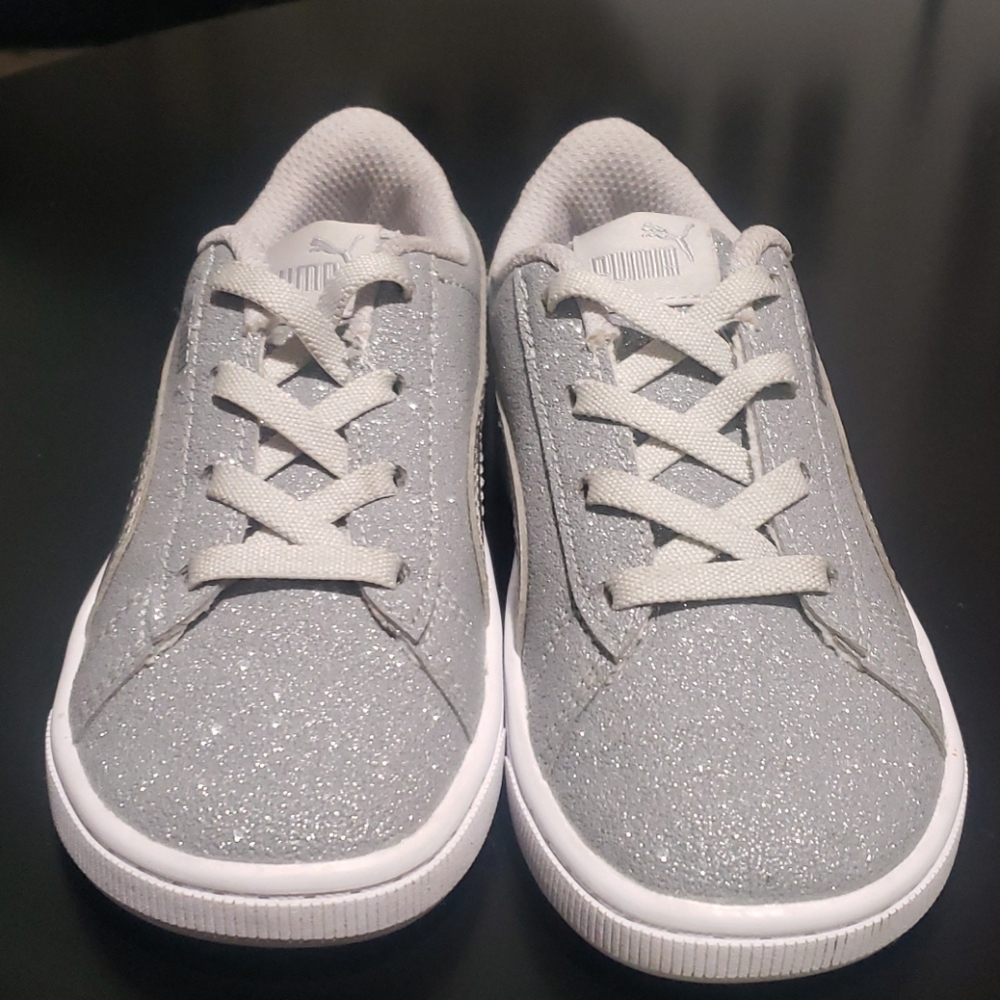 Toddler girl sneakers ( Puma )
